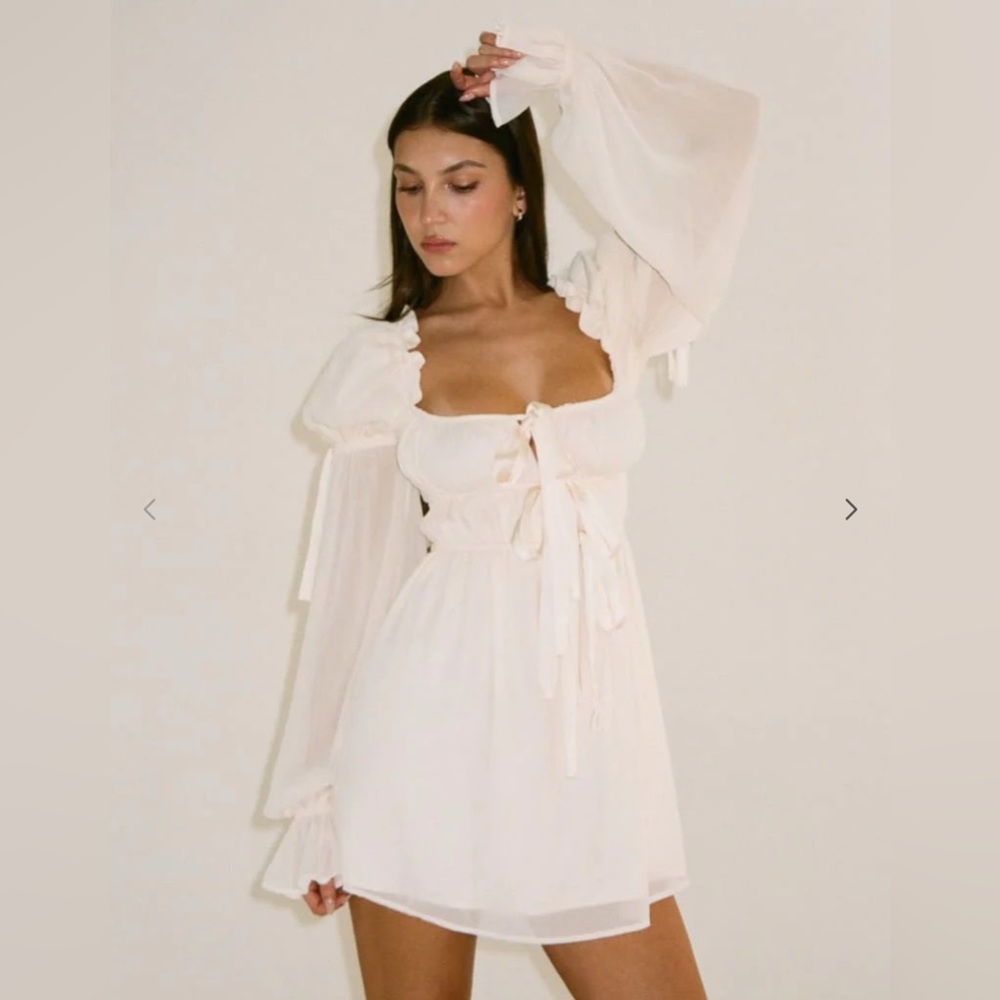 RUMORED Macbeth Mini Dress with Flared Sleeves